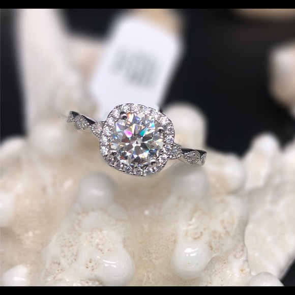 Moissanite ring set with certificate - Picture 7 of 15